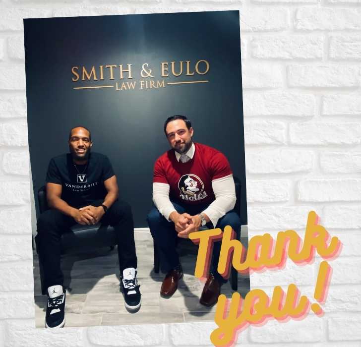 Darryl Smith y Ken Eulo de Smith & Eulo Law Firm en su equipo de la escuela de derecho